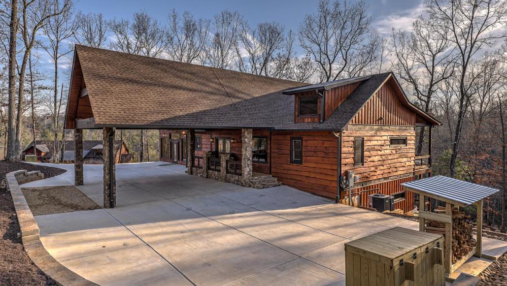 ブルーリッジ山脈 Luxe Mountain Retreatヴィラ エクステリア 写真