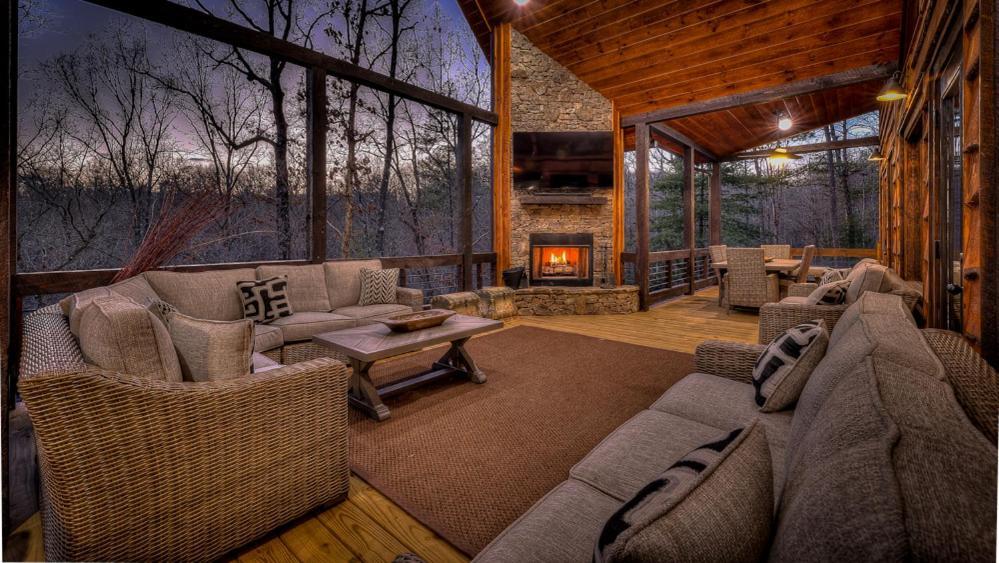 ブルーリッジ山脈 Luxe Mountain Retreatヴィラ エクステリア 写真